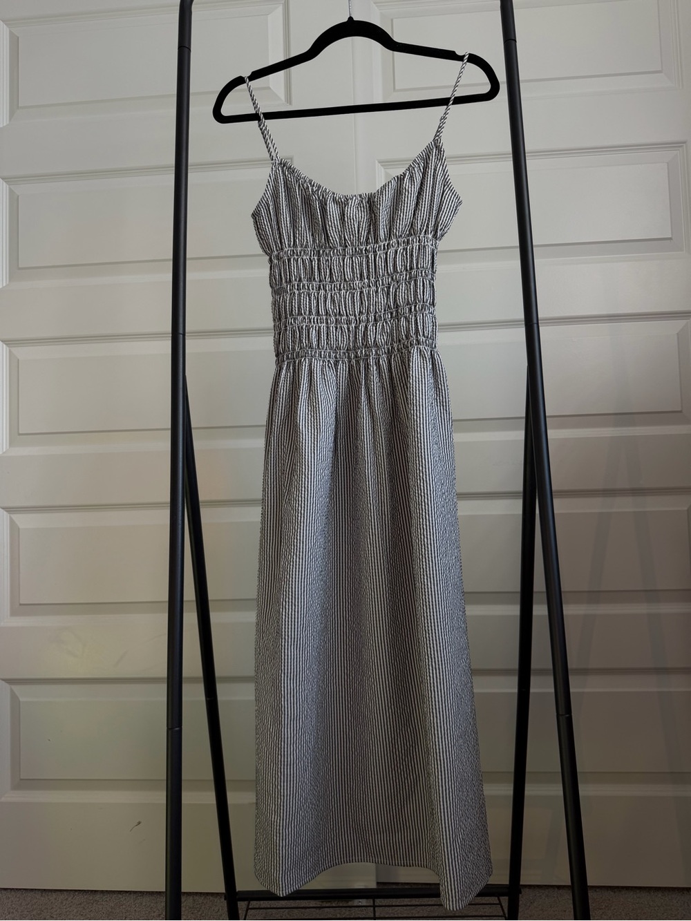 WAYF XS Midi Dress